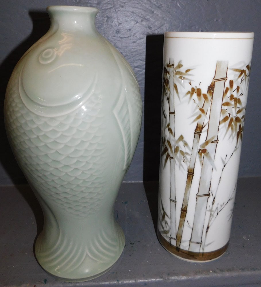Two Oriental Porcelain Vases (1 of 4)