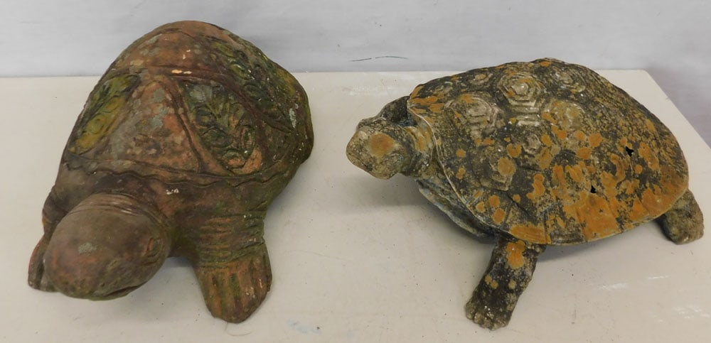 Pottery Turtle & Resin Turtle Yard Ornaments (1 of 7)