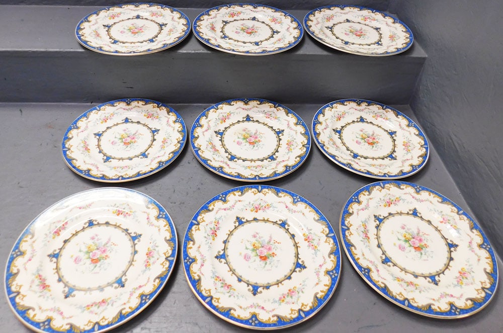 Lot Nine English Sevres Porcelain Plates (1 of 4)