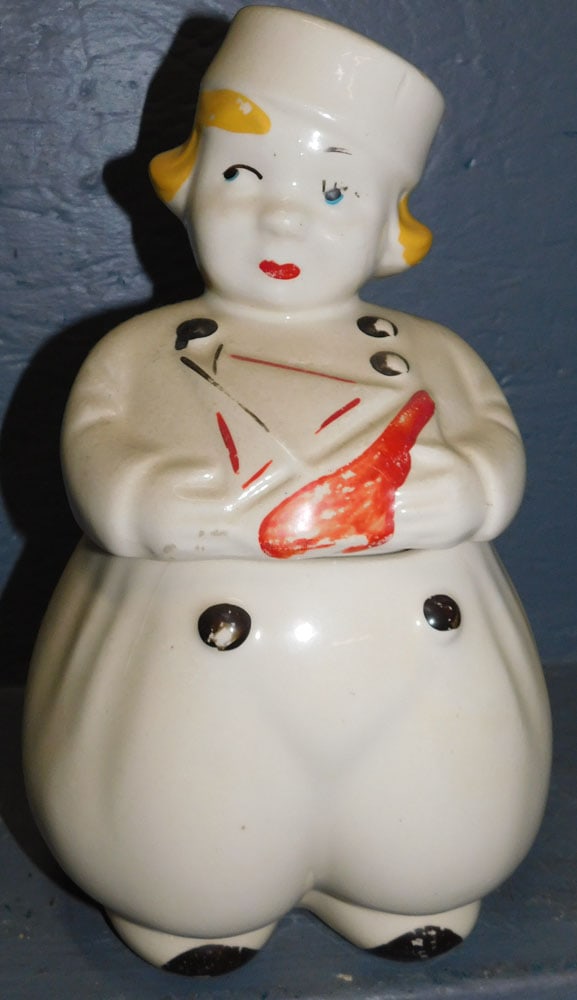 Porcelain Cookie Jar: Porcelain Cookie Jar . 12 1/2" H "ALL DESCRIPTIONS AND ANY CONDITION STATEMENT GIVEN BY LANGSTON AUCTION GALLERY ARE STRICTLY OPINIONS AND LANGSTON'S SHALL HAVE NO RESPONSIBILITY FOR ERRORS OR OMISSIO