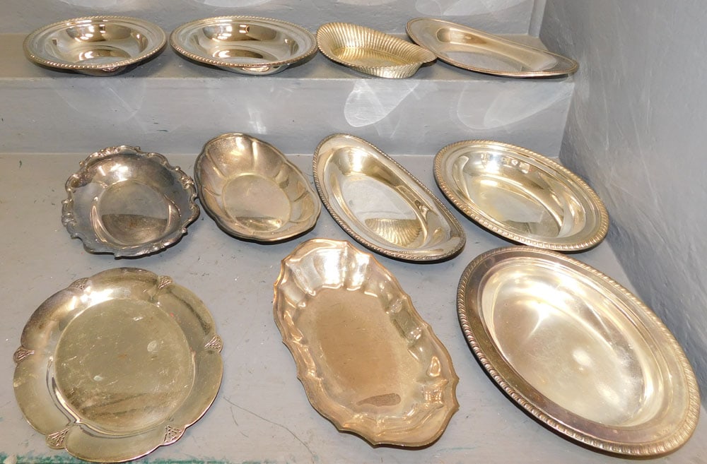 Lot 11 Silver Plate Serving Dishes (1 of 2)