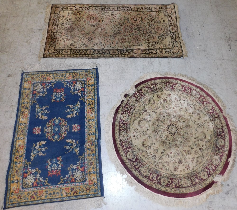 3' 9" X 2' 2" & 3' 4" X 3' 3" & 4' 6" X 2' 2" Machine Made Rugs (1 of 8)