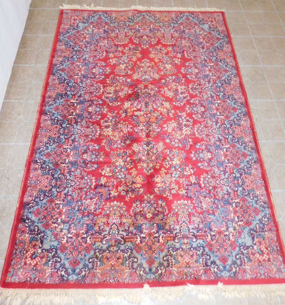 4' 7" X 6' 7" Machine Made Rug (1 of 5)