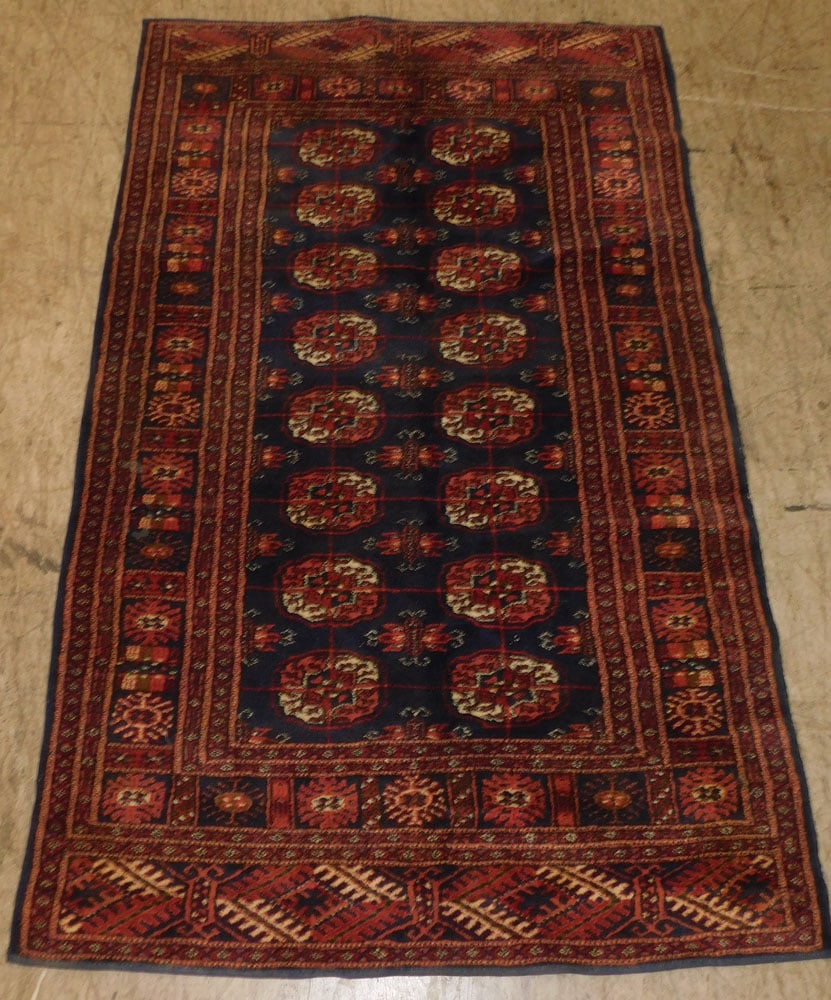 3' 1" X 5' 0" Hand Made Rug: 3' 1" X 5' 0" Hand Made Rug. "ALL DESCRIPTIONS AND ANY CONDITION STATEMENT GIVEN BY LANGSTON AUCTION GALLERY ARE STRICTLY OPINIONS AND LANGSTON'S SHALL HAVE NO RESPONSIBILITY FOR ERRORS OR OMISSIONS. 