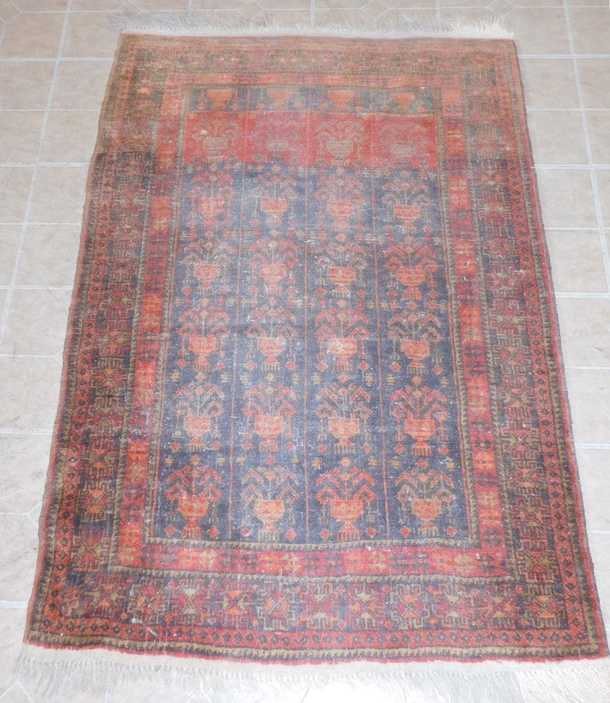 3' 2" X 4' 8" Hand Made Rug: 3' 2" X 4' 8" Hand Made Rug. "ALL DESCRIPTIONS AND ANY CONDITION STATEMENT GIVEN BY LANGSTON AUCTION GALLERY ARE STRICTLY OPINIONS AND LANGSTON'S SHALL HAVE NO RESPONSIBILITY FOR ERRORS OR OMISSIONS.