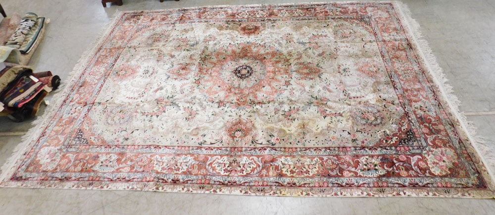 10' 0" X 14' 0" Hand Made Oriental Rug (1 of 5)