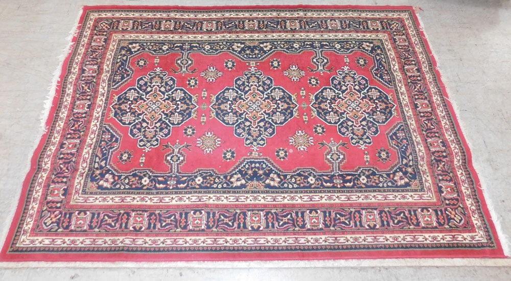 6' 6" X 9' 3" Machine Made Rug (1 of 4)