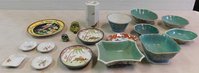 Lot of Antique Oriental Porcelain Items