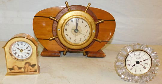 Lot of Shelf Clocks