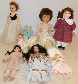 Lot of Vintage Dolls