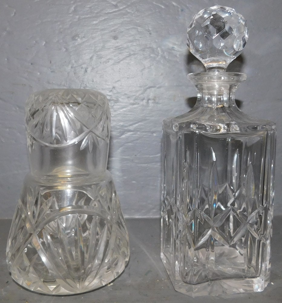 Lead Crystal Decanter & Water Carafe: Lead Crystal Decanter & Water Carafe. Up to: 10 1/4" H ALL DESCRIPTIONS AND ANY CONDITION STATEMENT GIVEN BY LANGSTON AUCTION GALLERY ARE STRICTLY OPINIONS AND LANGSTON'S SHALL HAVE NO RESPONSIBILITY 