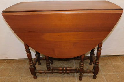 Antique Walnut Drop-Leaf Gate Leg Table
