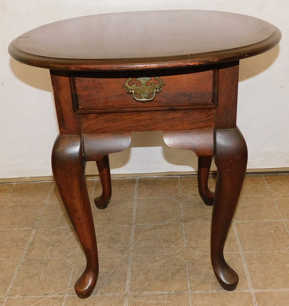Cherry Oval End Table with Drawer by Kincaid (1 of 5)