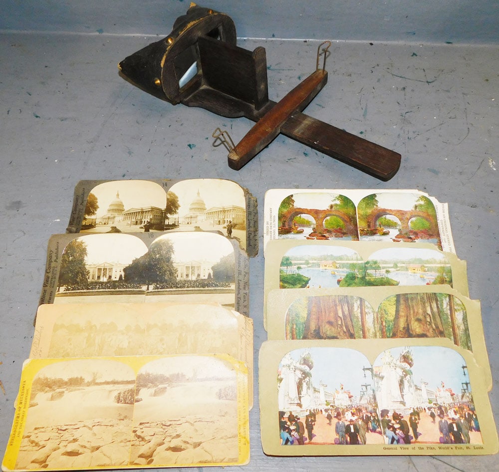 Antique Stereoscope Viewer with Cards (1 of 4)