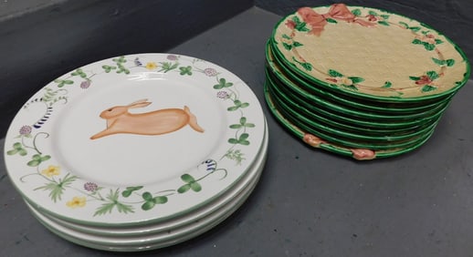 Lot of 12 Porcelain Dinner Plates