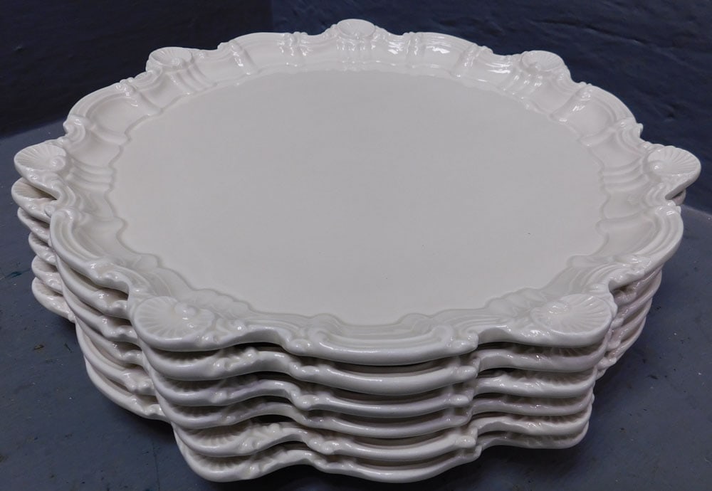 Lot of 6 Porcelain Dinner Plates: Lot of 6 Porcelain Dinner Plates. Up to 12" Dia. ALL DESCRIPTIONS AND ANY CONDITION STATEMENT GIVEN BY LANGSTON AUCTION GALLERY ARE STRICTLY OPINIONS AND LANGSTON'S SHALL HAVE NO RESPONSIBILITY FOR ER