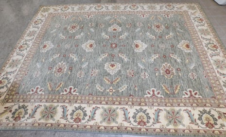 8' 6" x 11' 6" Machine Made Rug