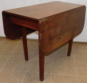 19th Century Mahogany Drop-Leaf Table