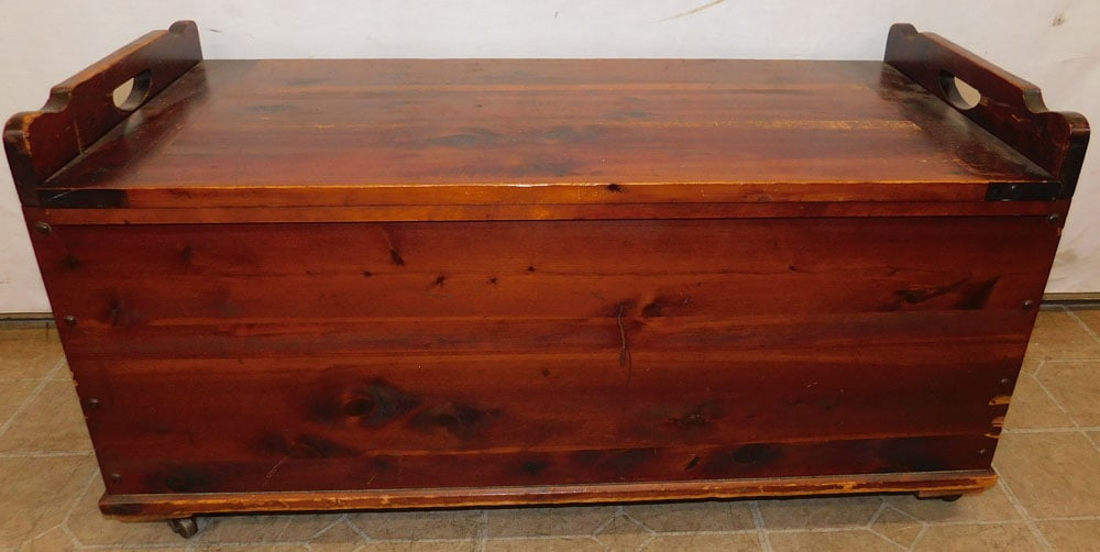 Antique Cedar Child's Trunk (1 of 4)