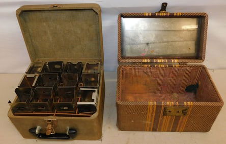 2 Vintage Makeup Cases