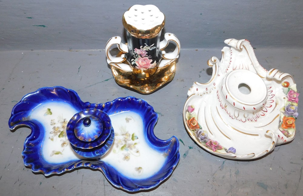 Porcelain Limoges Hat Pin Holder & 2 Hand Painted Porcelain Ink Stands: Porcelain Limoges Hat Pin Holder & 2 Hand Painted Porcelain Ink Stands . Up to: 8 1/2" W ALL DESCRIPTIONS AND ANY CONDITION STATEMENT GIVEN BY LANGSTON AUCTION GALLERY ARE STRICTLY OPINIONS AND LANGST