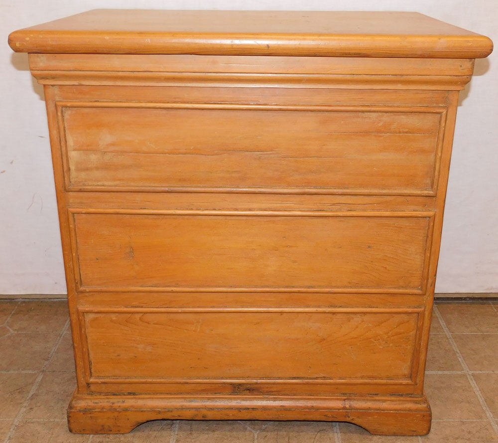 Antique Bleached Pine Lift Top Box with Carrying Handles (1 of 5)