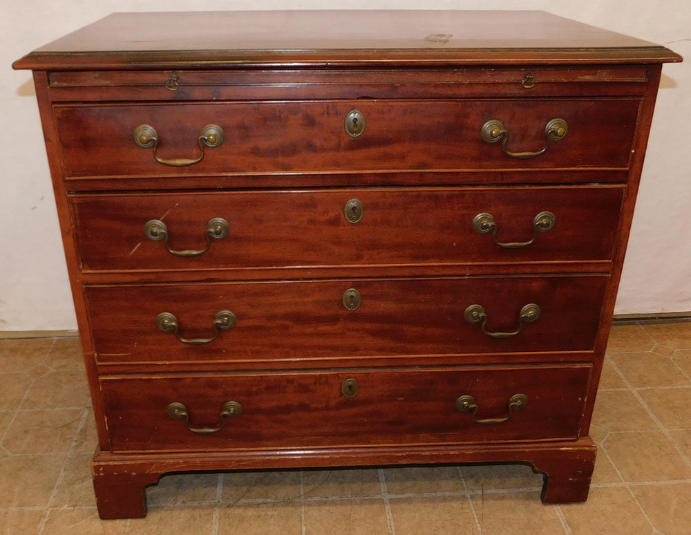 19th Century Mahogany Inlaid 4 Drawer Bachelor's Chest with Pull Out Slide (1 of 7)