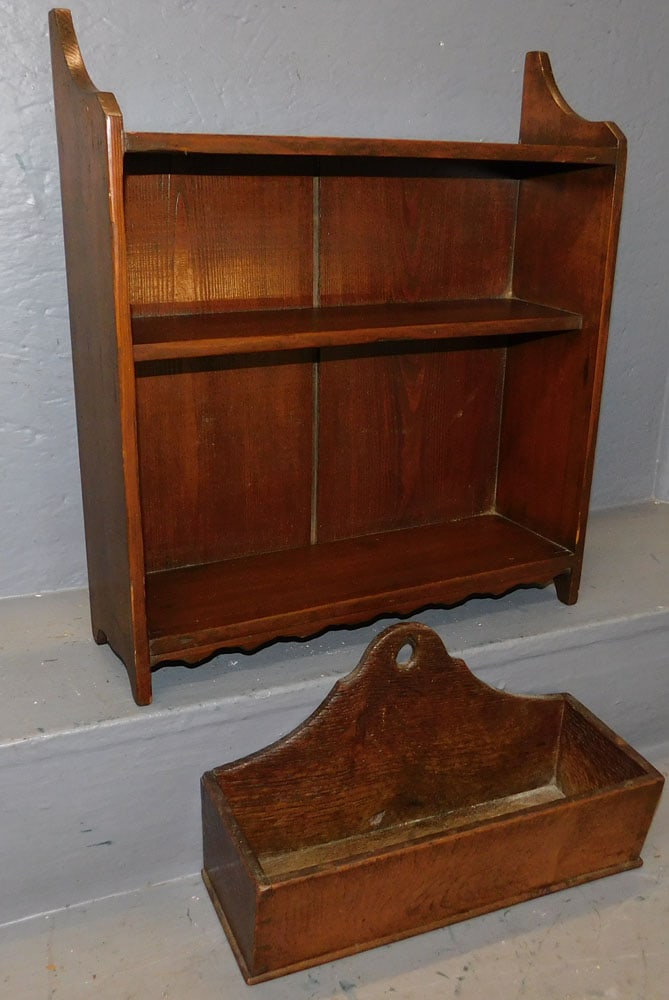Antique Heart Pine Shelf & Antique Dovetailed Oak Candle Box (1 of 3)