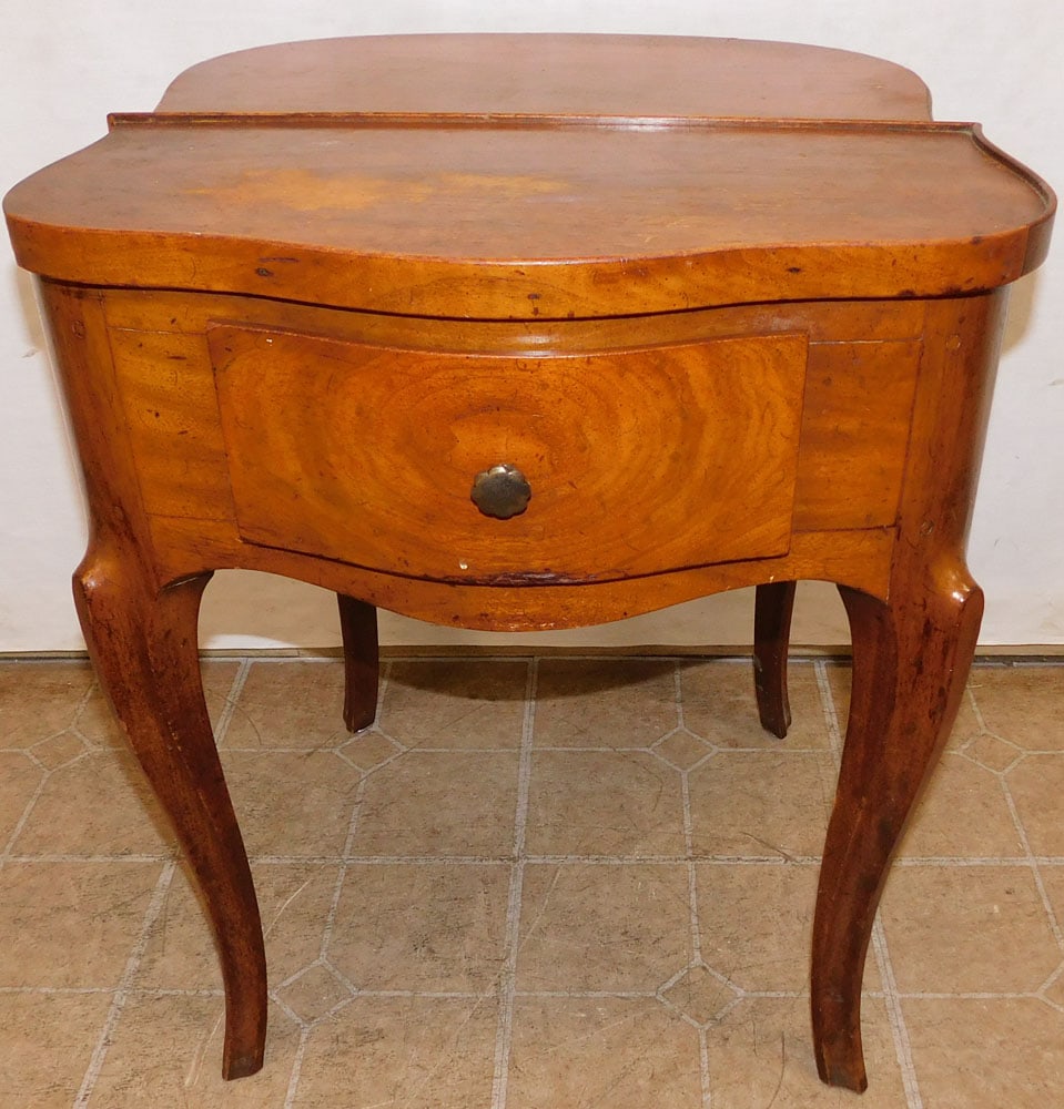 Walnut French Provincial Stand (1 of 8)