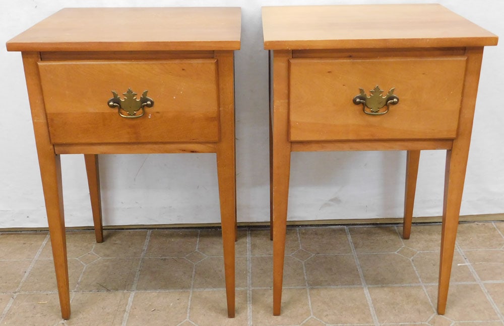Pair of Benchmade Cherry 1 Drawer Night Stands (1 of 6)