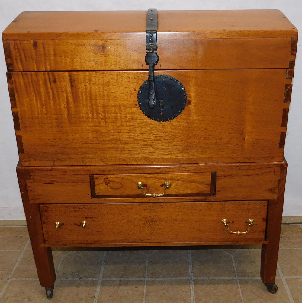 Walnut Dovetailed Dome Top Box on Stand (1 of 8)