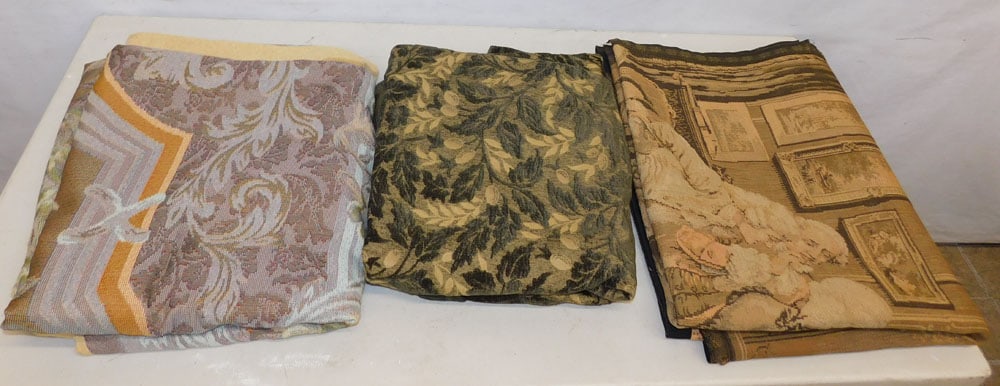 Tapestry & 2 Table Covers (1 of 11)