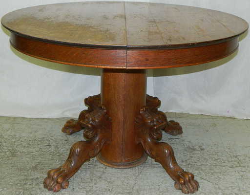 441 Claw Foot Lions Head Base Round Oak Table