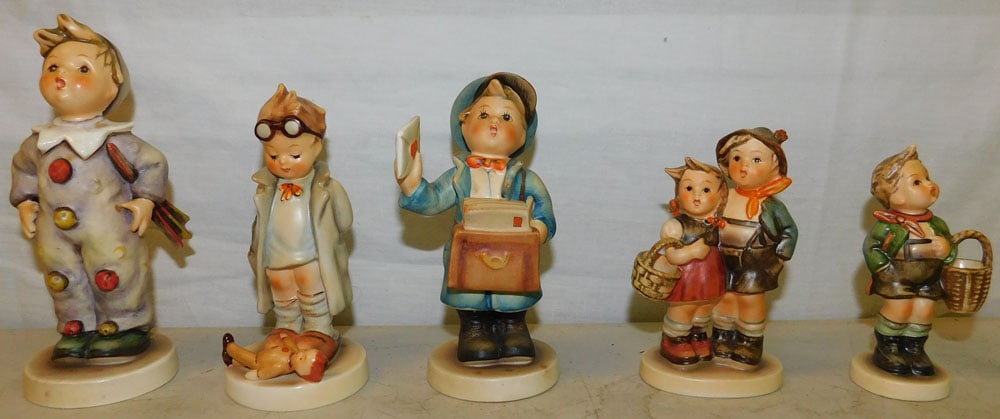 5 Hummel Figurines: 5 Hummel Figurines. ALL DESCRIPTIONS AND ANY CONDITION STATEMENT GIVEN BY LANGSTON AUCTION GALLERY ARE STRICTLY OPINIONS AND LANGSTON'S SHALL HAVE NO RESPONSIBILITY FOR ERRORS OR OMISSIONS. THE ABSENC