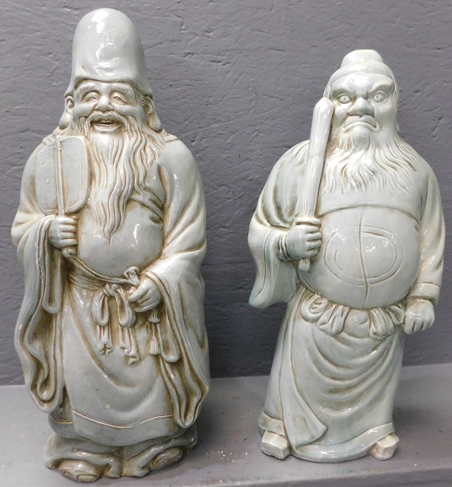 2 Oriental Porcelain Figurines (1 of 4)