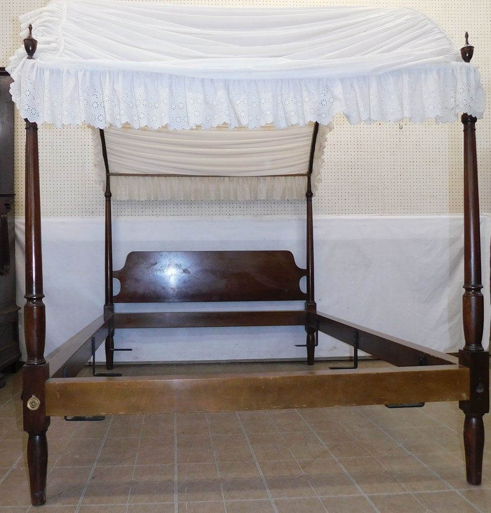 Mahogany 4 Post Full Size Bed with Canopy & Rails (1 of 3)