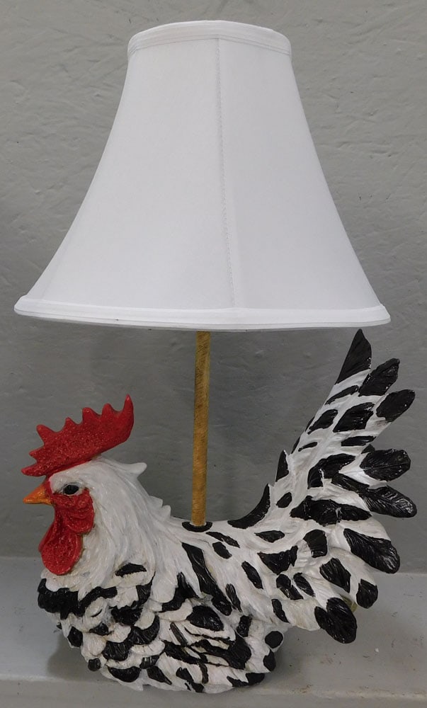 Hand Painted Hen Lamp: Hand Painted Hen Lamp. 21" H ALL DESCRIPTIONS AND ANY CONDITION STATEMENT GIVEN BY LANGSTON AUCTION GALLERY ARE STRICTLY OPINIONS AND LANGSTON'S SHALL HAVE NO RESPONSIBILITY FOR ERRORS OR OMISSIONS. T