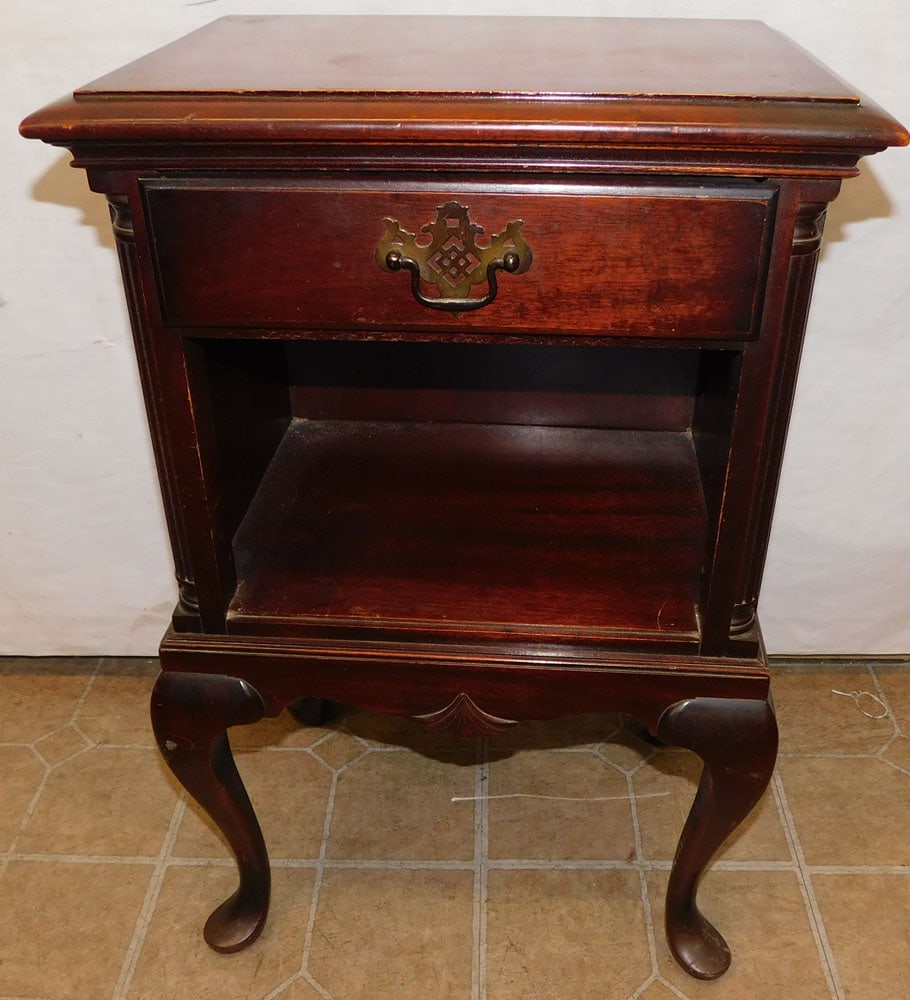 Mahogany 1 Drawer Night Stand by Kling (1 of 6)