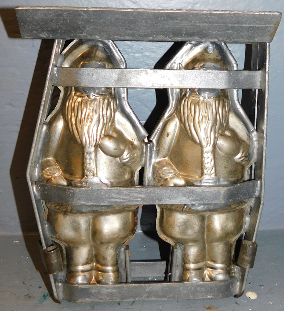 Metal chocolate mold (1 of 3)