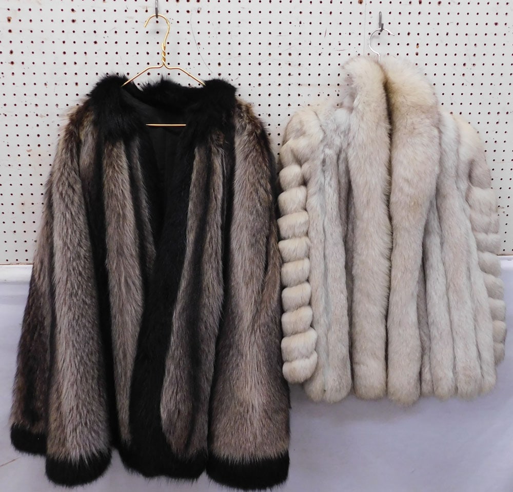 2 Ladies Fur Coats (1 of 4)