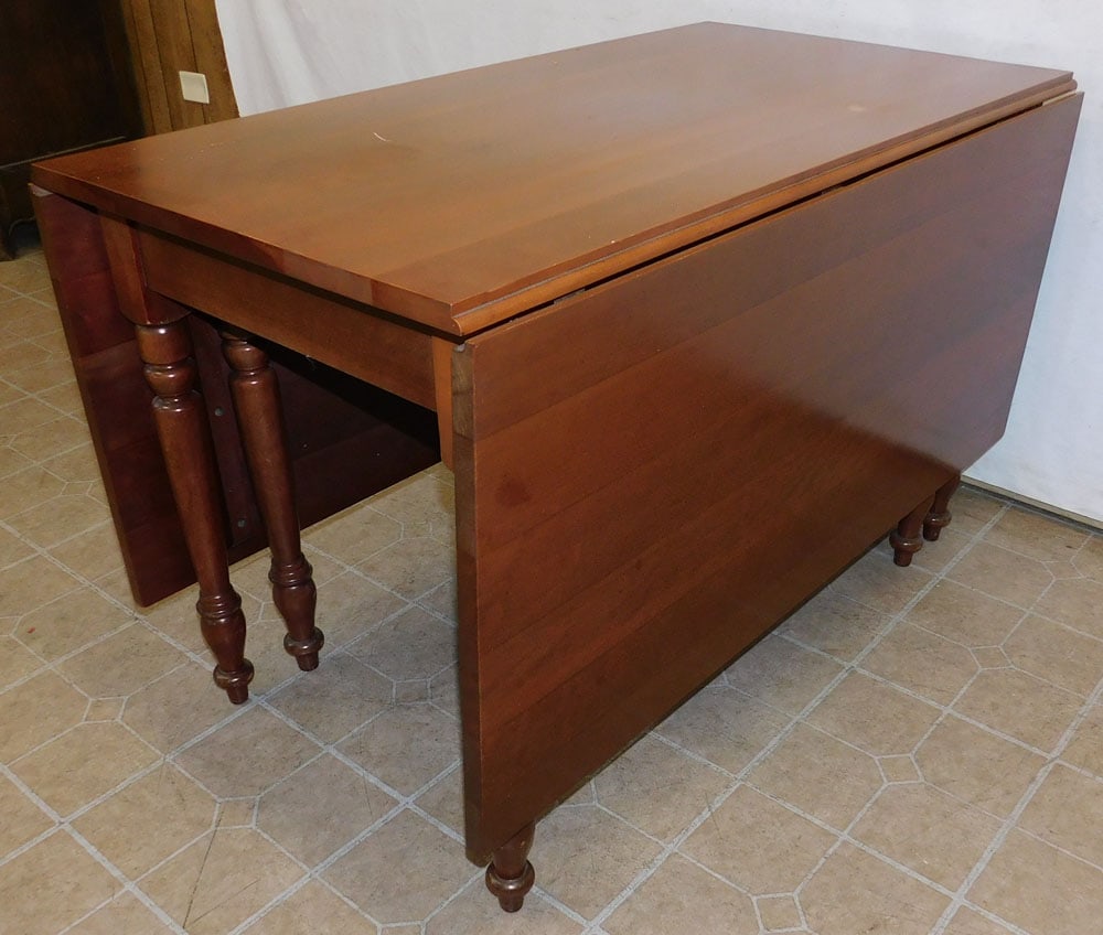 Cherry drop leaf dining table (1 of 5)