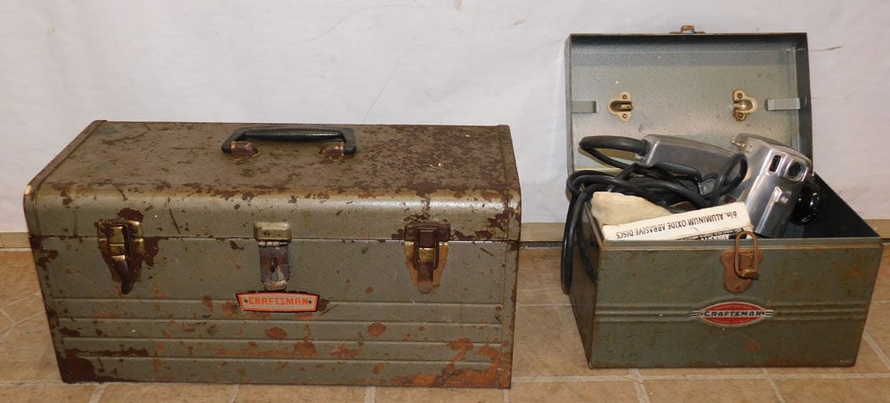 Craftsman Tool Box with Contents & Buffing Wheel (1 of 5)