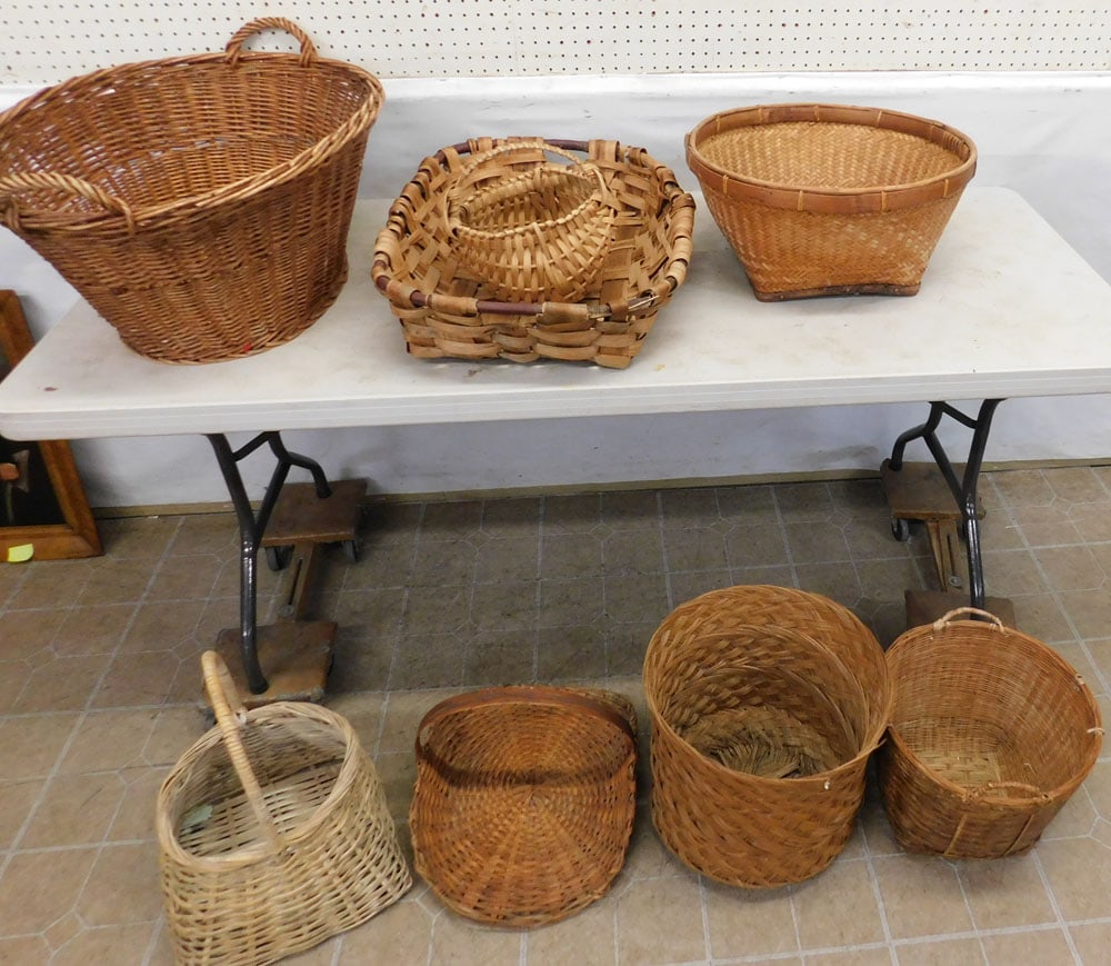 Lot of Baskets: Lot of Baskets. Up to 29" L ALL DESCRIPTIONS AND ANY CONDITION STATEMENT GIVEN BY LANGSTON AUCTION GALLERY ARE STRICTLY OPINIONS AND LANGSTON'S SHALL HAVE NO RESPONSIBILITY FOR ERRORS OR OMISSIONS. TH