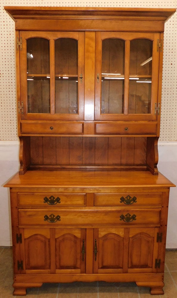 2 Part Maple Hutch by Cushman (1 of 8)