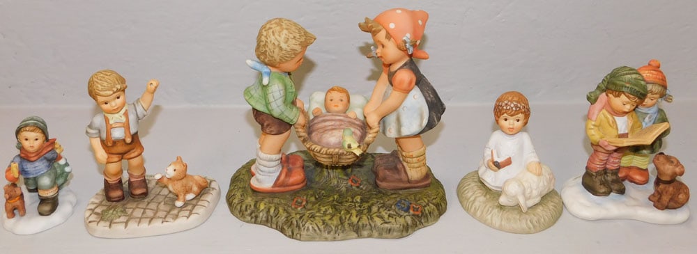 5 Hummel Figurines: 5 Hummel Figurines. Up to 6" H ALL DESCRIPTIONS AND ANY CONDITION STATEMENT GIVEN BY LANGSTON AUCTION GALLERY ARE STRICTLY OPINIONS AND LANGSTON'S SHALL HAVE NO RESPONSIBILITY FOR ERRORS OR OMISSIONS.