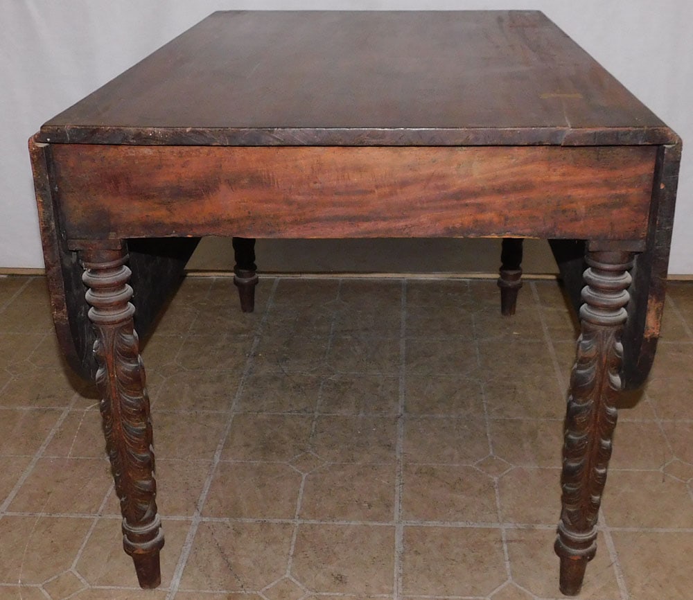 19th Century Mahogany Acanthus Leaf Carved Drop-Leaf Table: 19th Century Mahogany Acanthus Leaf Carved Drop-Leaf Table. 38" W 26 1/2" D 25 1/2" H ALL DESCRIPTIONS AND ANY CONDITION STATEMENT GIVEN BY LANGSTON AUCTION GALLERY ARE STRICTLY OPINIONS AND LANGSTON'