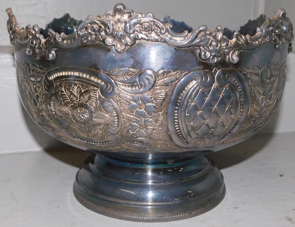 Ornate Hand Chased Silverplated Pedestal Base Punch Bowl (1 of 5)