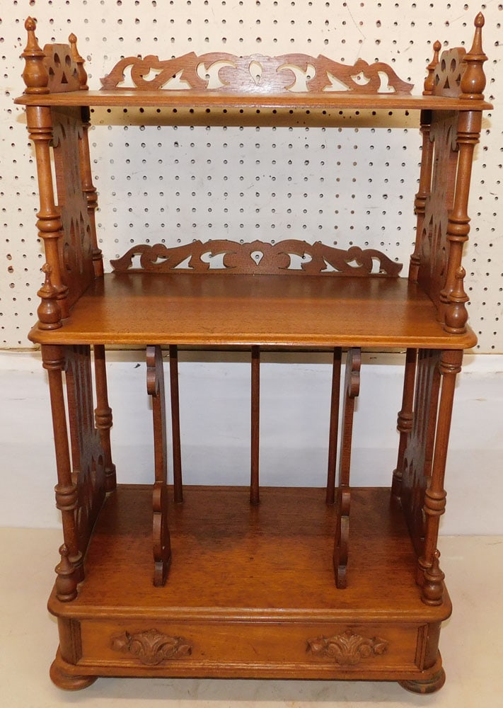 Walnut Victorian Music Stand (1 of 3)