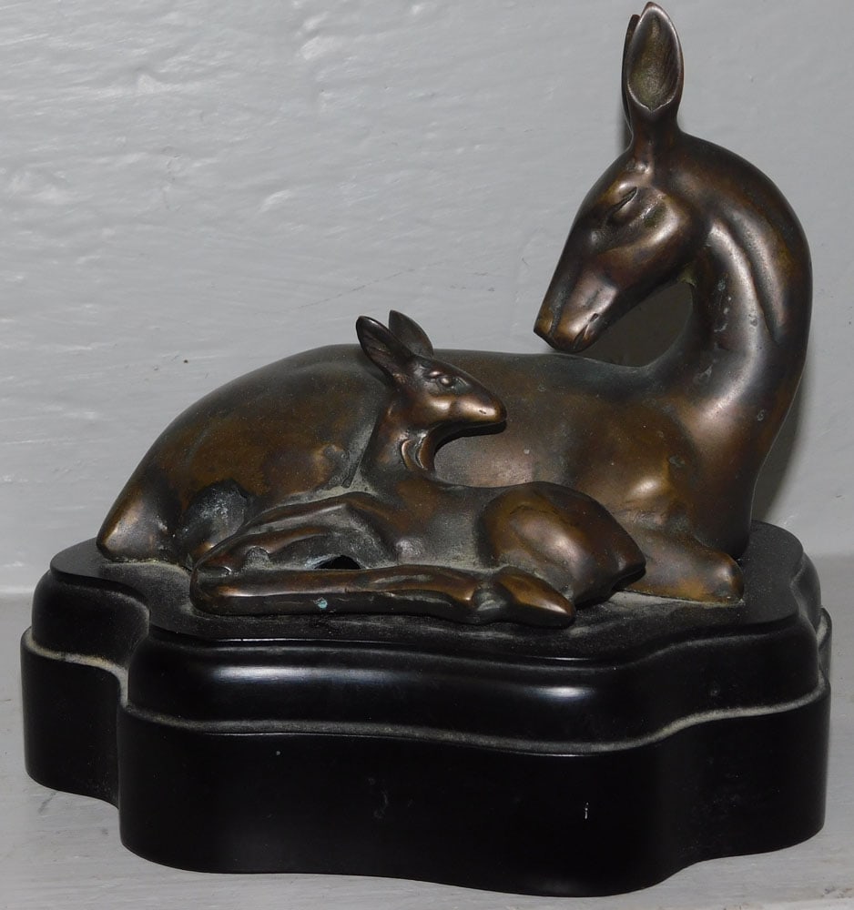 Bronze Deer Sculpture on Stand (1 of 3)