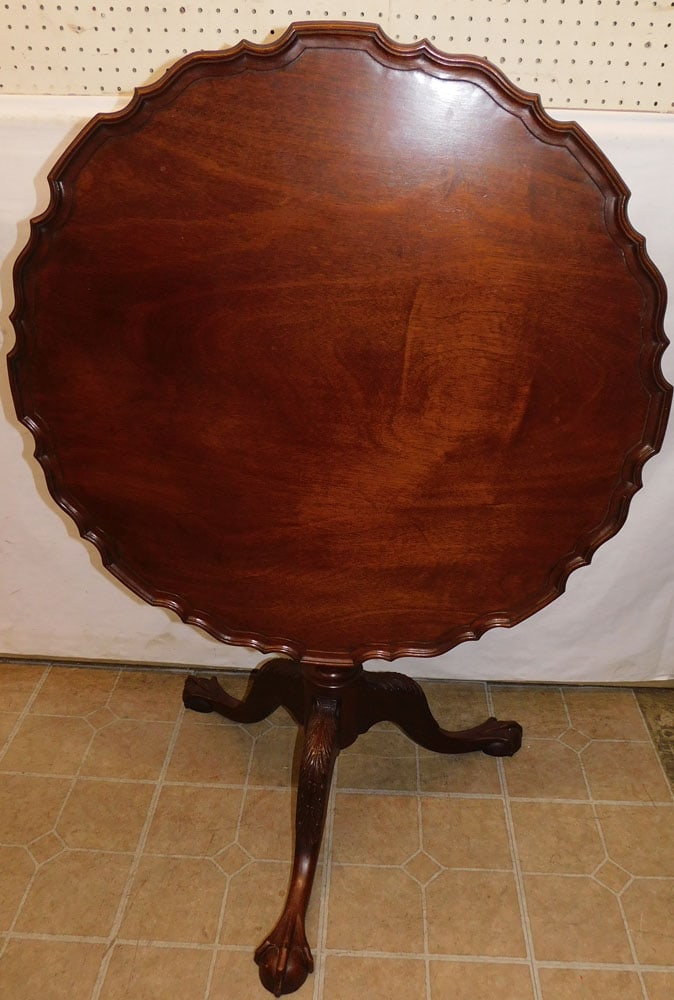Carved Mahogany Pie Crust Tilt Top Tea Table with Ball & Claw Feet (1 of 4)